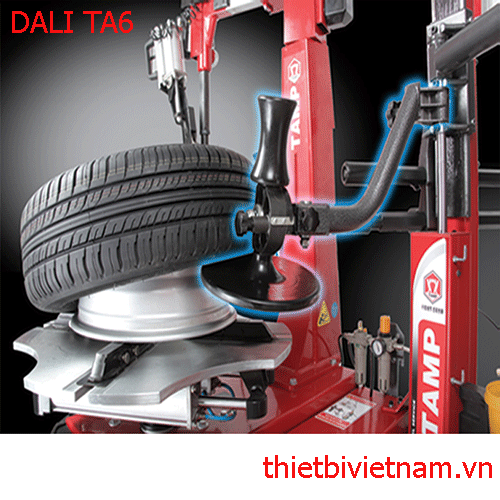 MÁY RA VÀO LỐP XE CON, KHÔNG LƠ VIA DALI TA6 